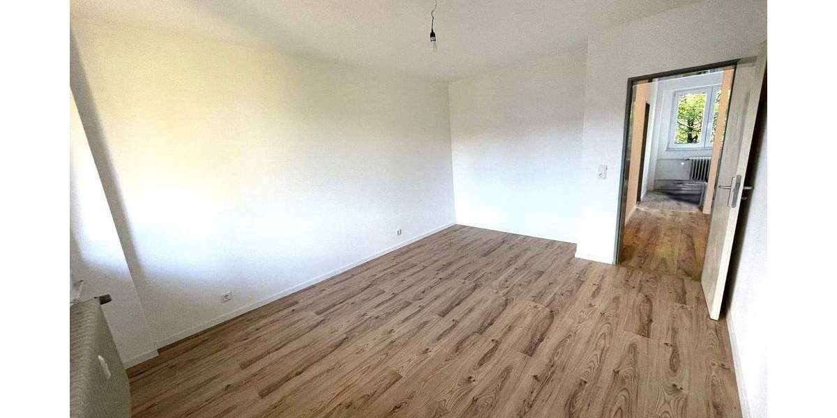 Etagenwohnung Wuppertal Barmen - 2 Zimmer, 64 m&sup2;, 530&euro; | Angebot:25870156