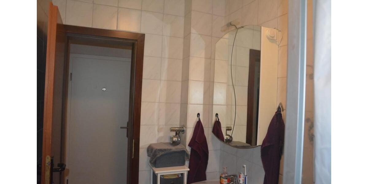 Etagenwohnung Essen Stadtbezirk IV - 3 Zimmer, 64 m&sup2;, 700&euro; | Angebot:25635884