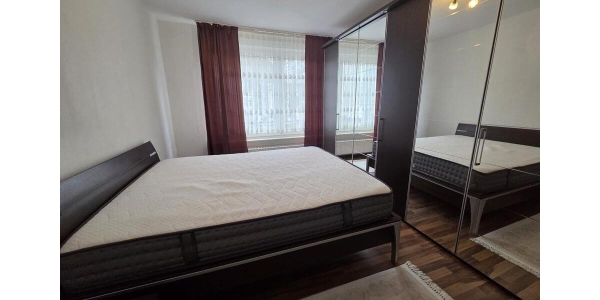 Etagenwohnung Essen Stadtbezirk III - 2 Zimmer, 65 m&sup2;, 1.200&euro; | Angebot:25317703