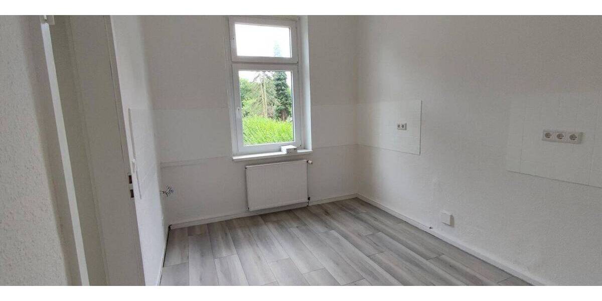 Etagenwohnung Oberhausen Buschhausen - 4 Zimmer, 88 m&sup2;, 1.000&euro; | Angebot:26037047