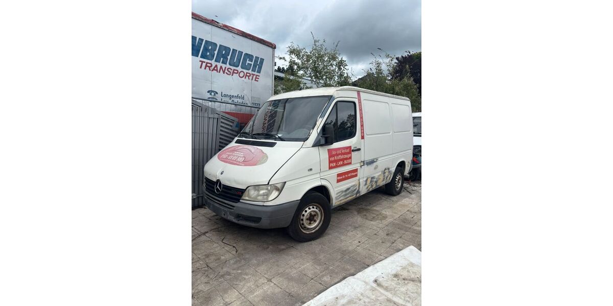 Mercedes-Benz Sprinter 197.342 km 4.000 &euro; Wuppertal 42277
