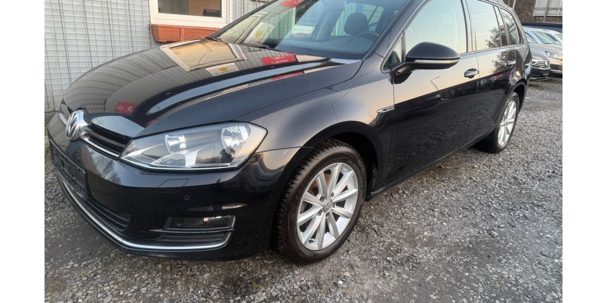 VW Golf 129.000 km 9.900 &euro; Essen 45356