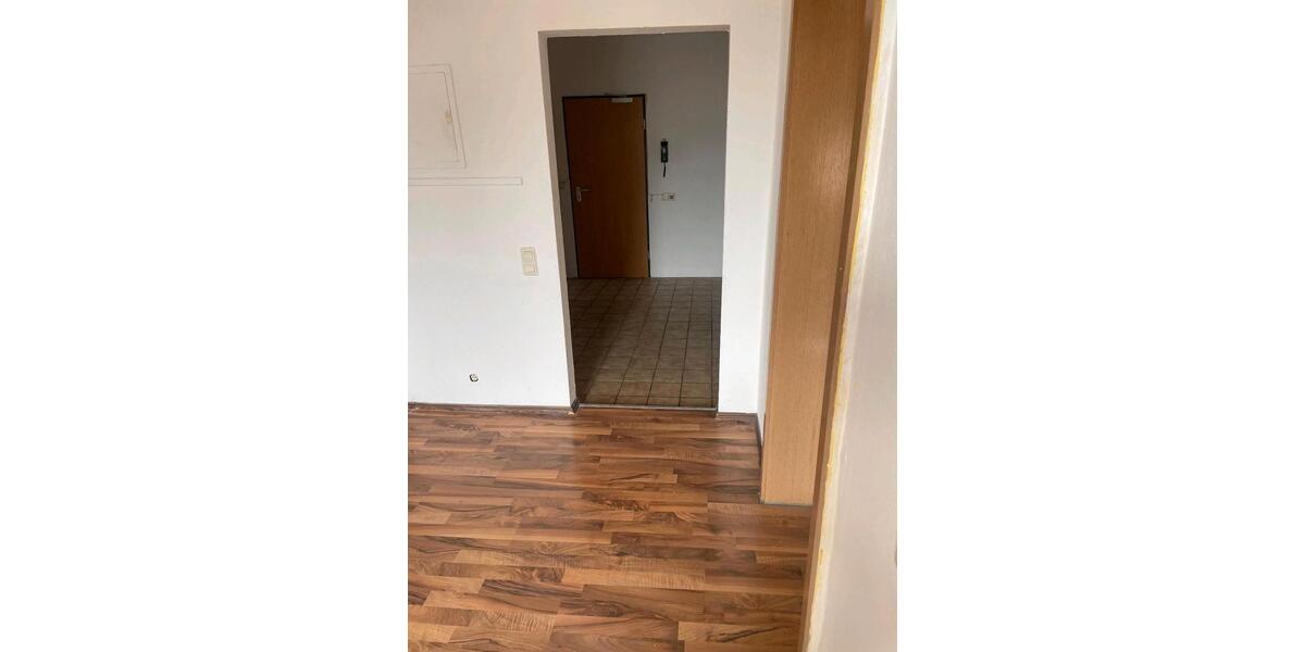 Etagenwohnung Recklinghausen König Ludwig - 1 Zimmer, 75 m&sup2;, 600&euro; | Angebot:25869909
