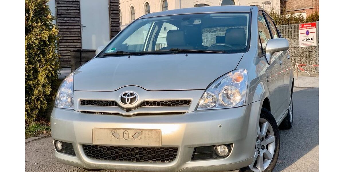 Toyota Corolla Verso 135.783 km 3.250 &euro; Gelsenkirchen 45884