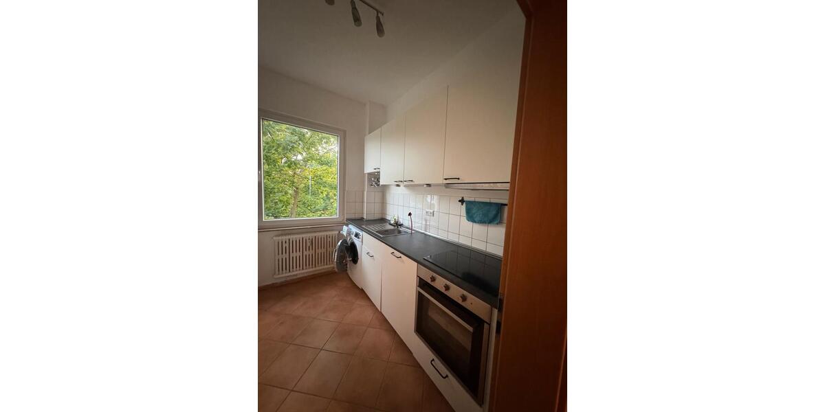 Etagenwohnung Essen Stadtbezirk VI - 2 Zimmer, 50 m&sup2;, 700&euro; | Angebot:25637304