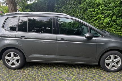 VW Touran 141.000 km 12.700 &euro; Herne 44623