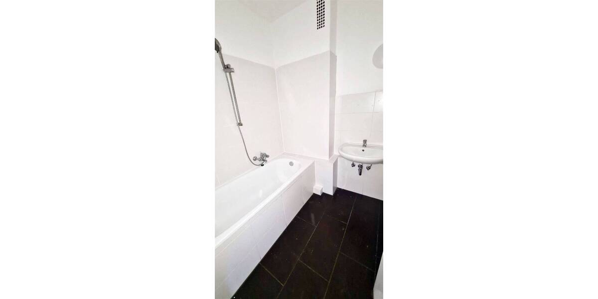 Etagenwohnung Gelsenkirchen Beckhausen - 3 Zimmer, 75 m&sup2;, 420&euro; | Angebot:26501746