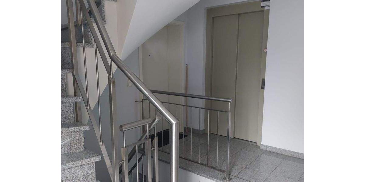 Etagenwohnung Gladbeck Mitte - 3 Zimmer, 134 m&sup2;, 1.200&euro; | Angebot:25815050