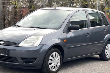 Ford Fiesta 183.000 km 2.650 &euro; Wuppertal 42389
