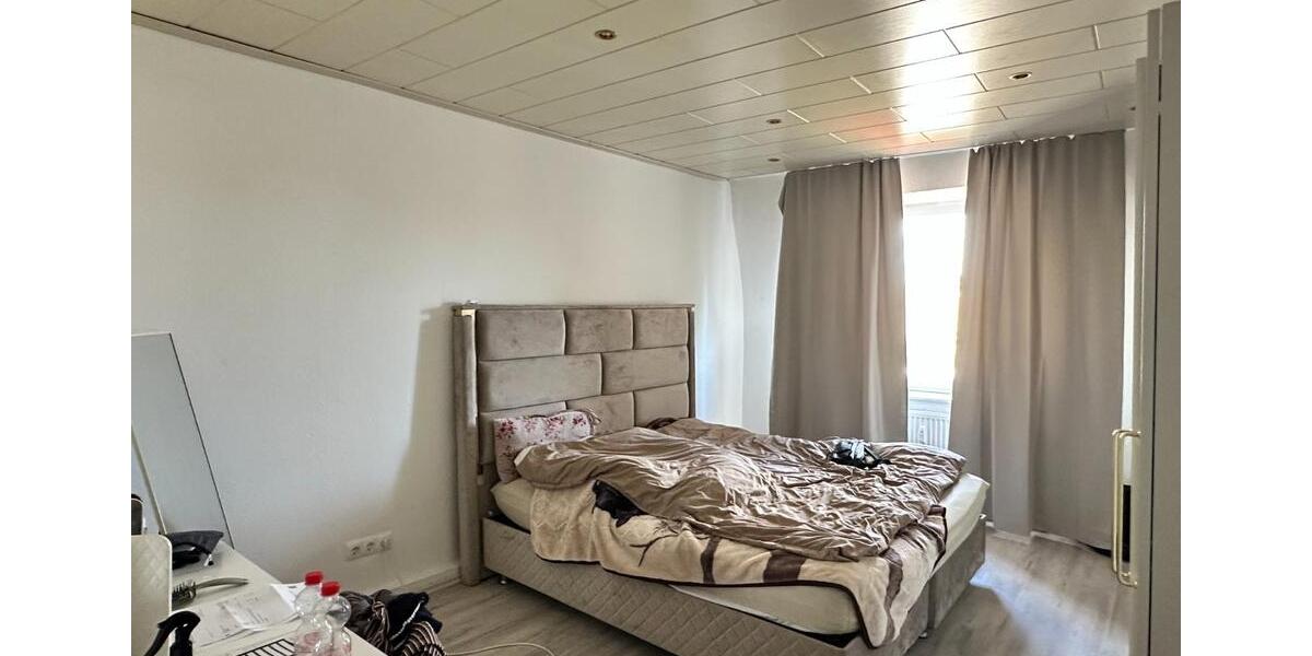 Etagenwohnung Essen Stadtbezirk III - 3 Zimmer, 90 m&sup2;, 650&euro; | Angebot:25964950