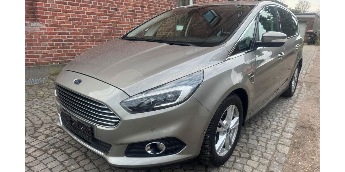 Ford S-Max 199.000 km 8.450 &euro; Recklinghausen 45657