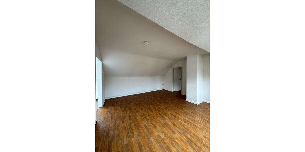 Etagenwohnung Hagen - 2 Zimmer, 65 m&sup2;, 390&euro; | Angebot:23506892