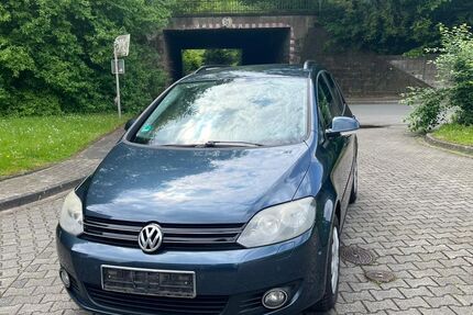 VW Golf 207.000 km 2.690 &euro; Wetter Ruhr 58300