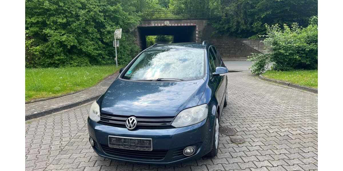VW Golf 207.000 km 2.690 &euro; Wetter Ruhr 58300