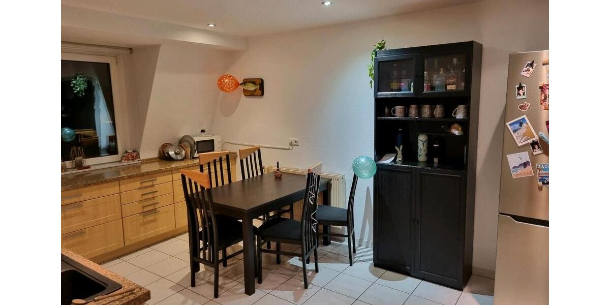 Maisonettenwohnung Essen Stadtbezirk III - 4 Zimmer, 12 m&sup2;, 500&euro; | Angebot:25052510