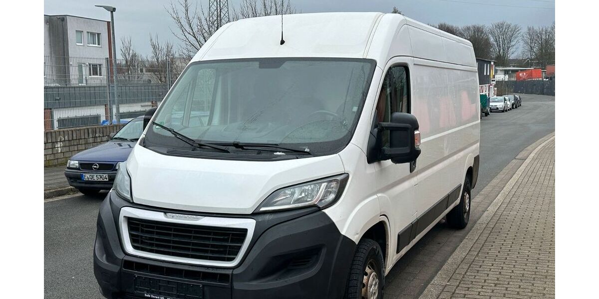 Peugeot Boxer 213.000 km 8.350 &euro; Essen 45277