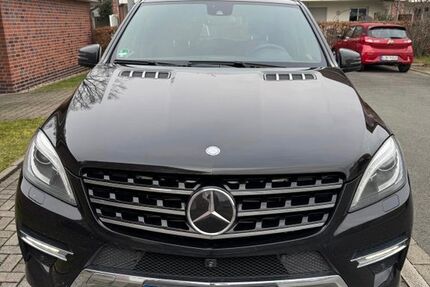 Mercedes-Benz ML 350 273.000 km 15.500 &euro; Lünen 44534