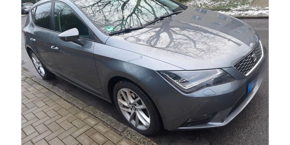 Seat Leon 180.000 km 9.900 &euro; Bochum 44809