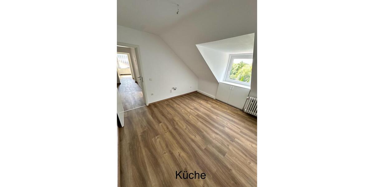 Dachgeschoßwohnung Gelsenkirchen Gelsenkirchen-Nord - 3 Zimmer, 61 m&sup2;, 730&euro; | Angebot:25979650