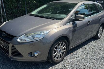 Ford Focus 170.000 km 1.999 &euro; Schwelm 58332