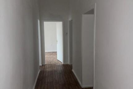 Wohnung Hagen Hagen-Mitte - 3 Zimmer, 82 m&sup2;, 520&euro; | Angebot:24780201