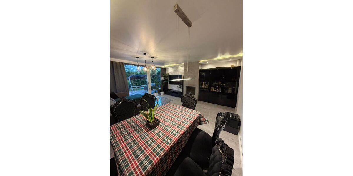 Provisionsfrei* Ein Zuhause zum Wohlfühlen - gepflegtes Reihenendhaus in ruhiger Lage - Reihenhaus Essen Stadtbezirk IV | Angebot:26927285