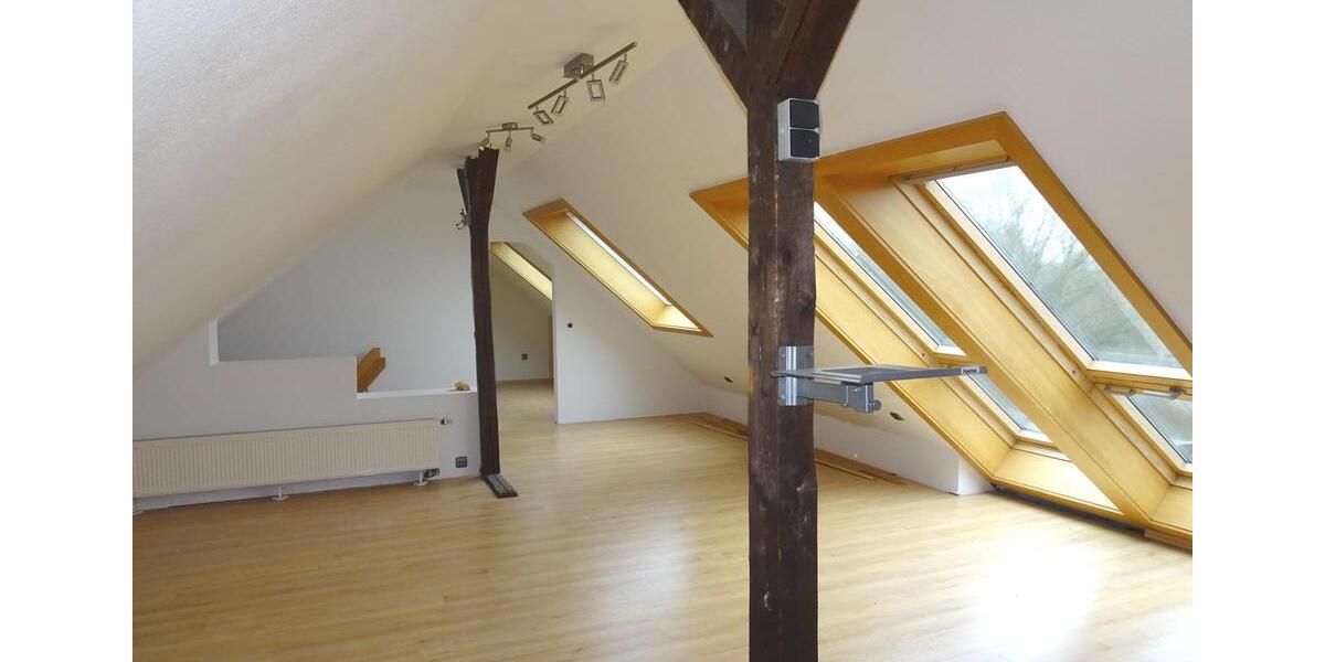 Dachgeschoßwohnung Bottrop Boy - 4.5 Zimmer, 140 m&sup2;, 1.050&euro; | Angebot:25650429