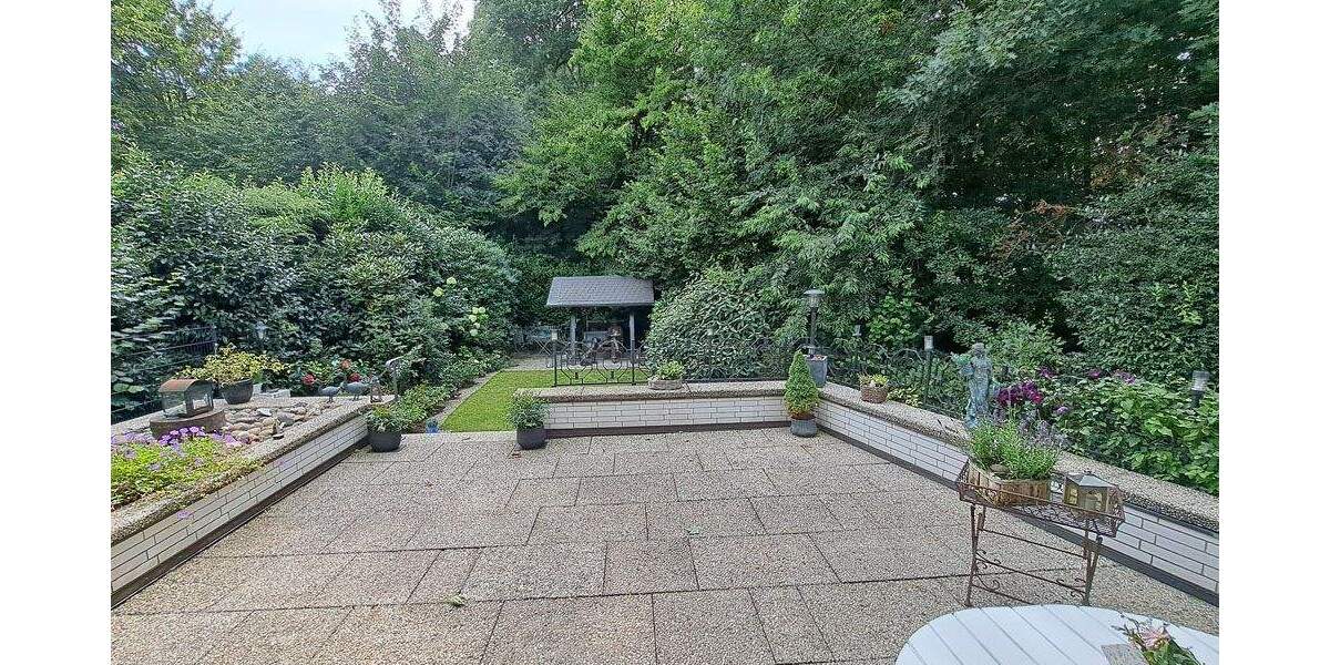 Mehrfamilienhaus, Wohnhaus Bochum Wiemelhausen - 9 Zimmer, 275 m&sup2;, 695.000&euro; | Angebot:25687045
