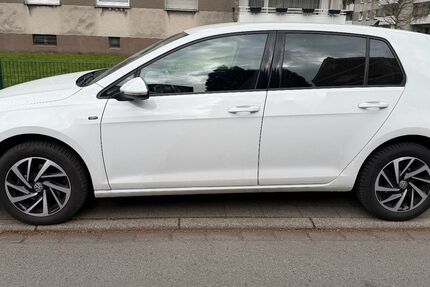 VW Golf 195.000 km 8.999 &euro; Oberhausen 46047