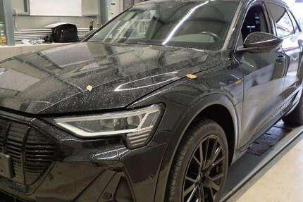 Audi e-tron 42.120 km 34.745 &euro; Hagen 58091