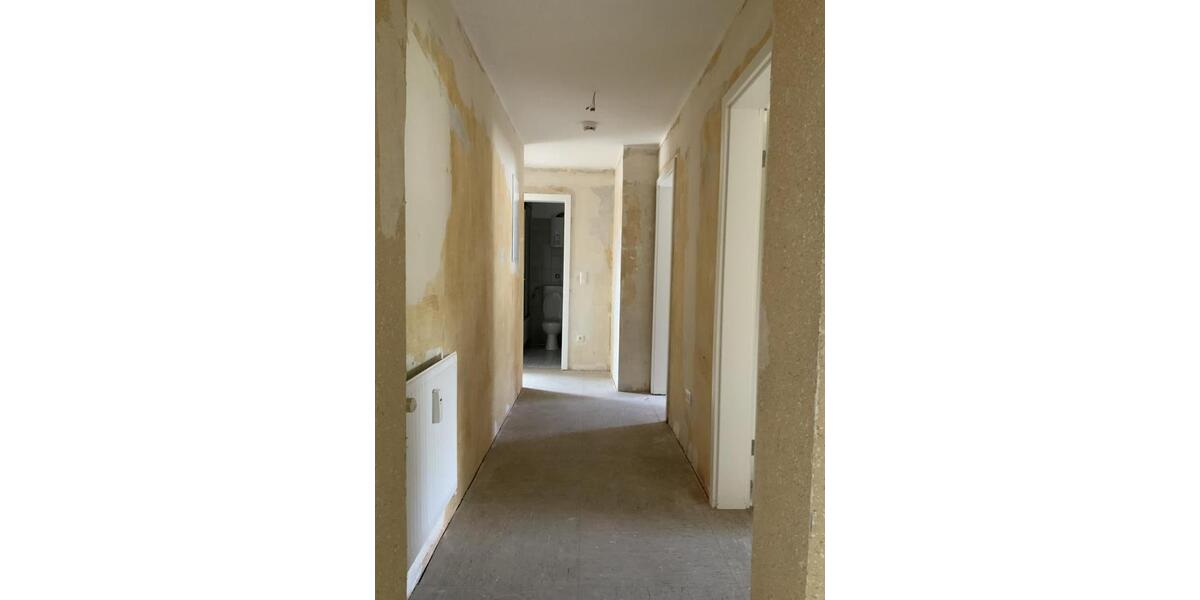 Dachgeschoßwohnung Gelsenkirchen Gelsenkirchen-Mitte - 5 Zimmer, 100 m&sup2;, 829&euro; | Angebot:25853502