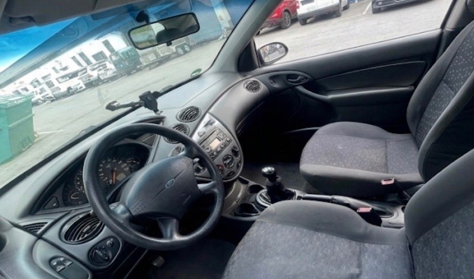 Ford Focus 242.000 km 700 &euro; Velbert 42553
