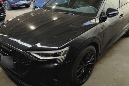 Audi e-tron 39.998 km 36.385 &euro; Hagen 58091