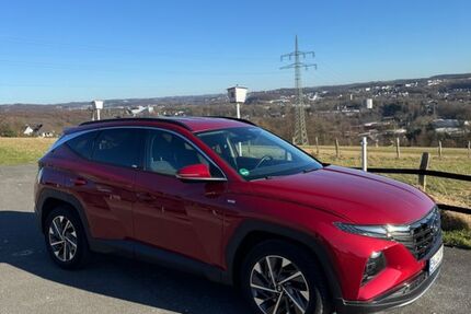 Hyundai TUCSON 33.000 km 22.300 &euro; Schwelm 58332