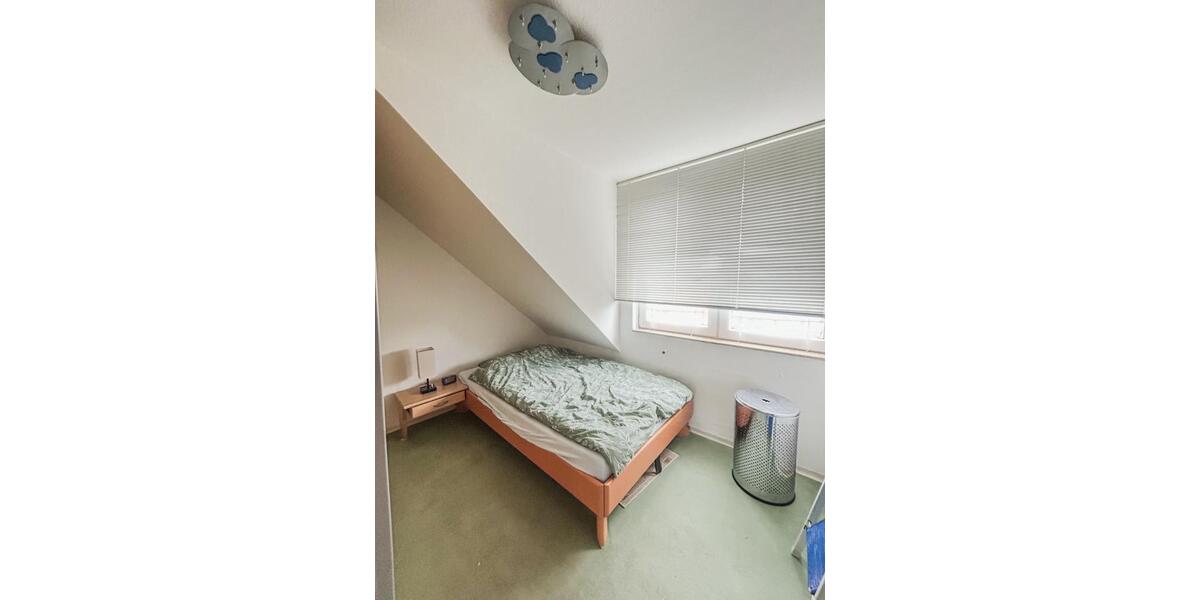Dachgeschoßwohnung Essen Stadtbezirk VII - 2 Zimmer, 45 m&sup2;, 450&euro; | Angebot:25971237