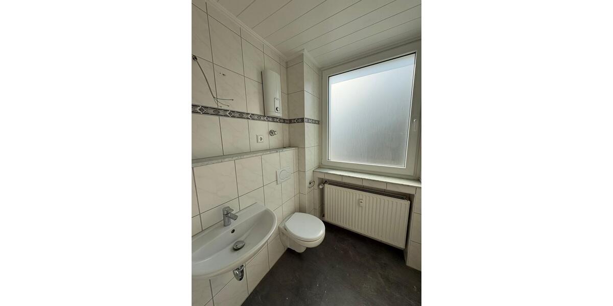 Etagenwohnung Gelsenkirchen Gelsenkirchen-Mitte - 5.5 Zimmer, 137 m&sup2;, 1.000&euro; | Angebot:25434234