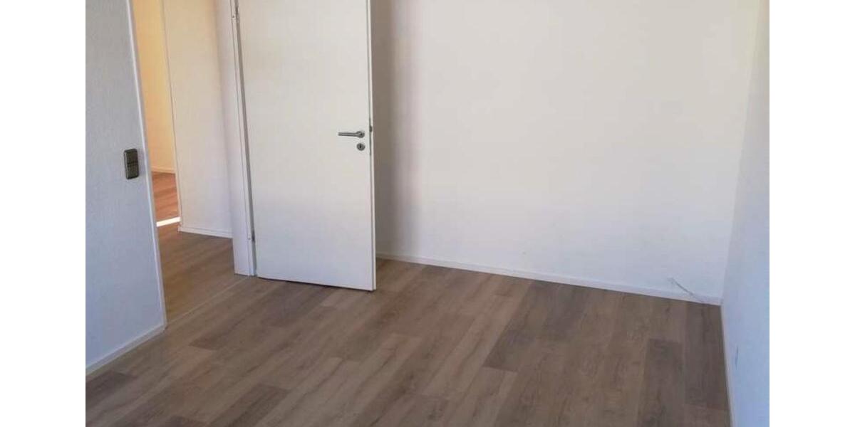 Etagenwohnung Hagen Hagen-Mitte - 3 Zimmer, 80 m&sup2;, 640&euro; | Angebot:25934311
