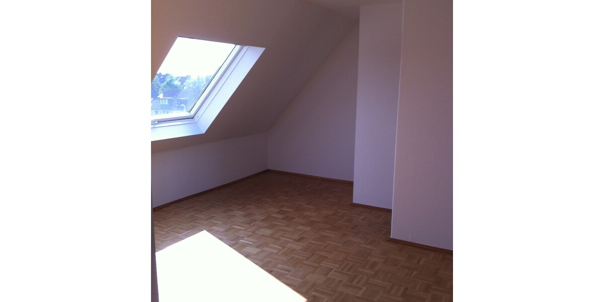 Essen-Frohnhausen 5 Zimmer - 120qm Maisonettewohnung mit modernem Bad - modernisiert - Penthouse - Maisonettenwohnung Essen Stadtbezirk III | Angebot:26490993
