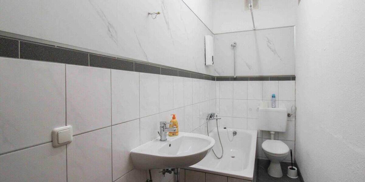 Etagenwohnung Essen Steele - 4 Zimmer, 102 m&sup2;, 135.000&euro; | Angebot:26082918