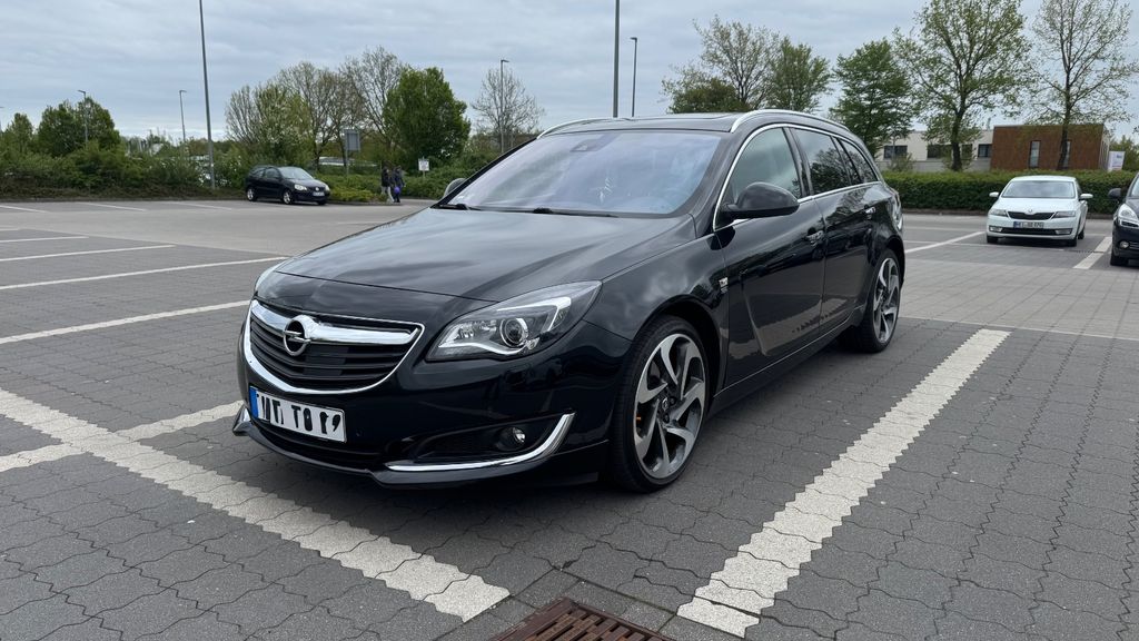 Opel Insignia 159.000 km 10.799 &euro; Witten 58456