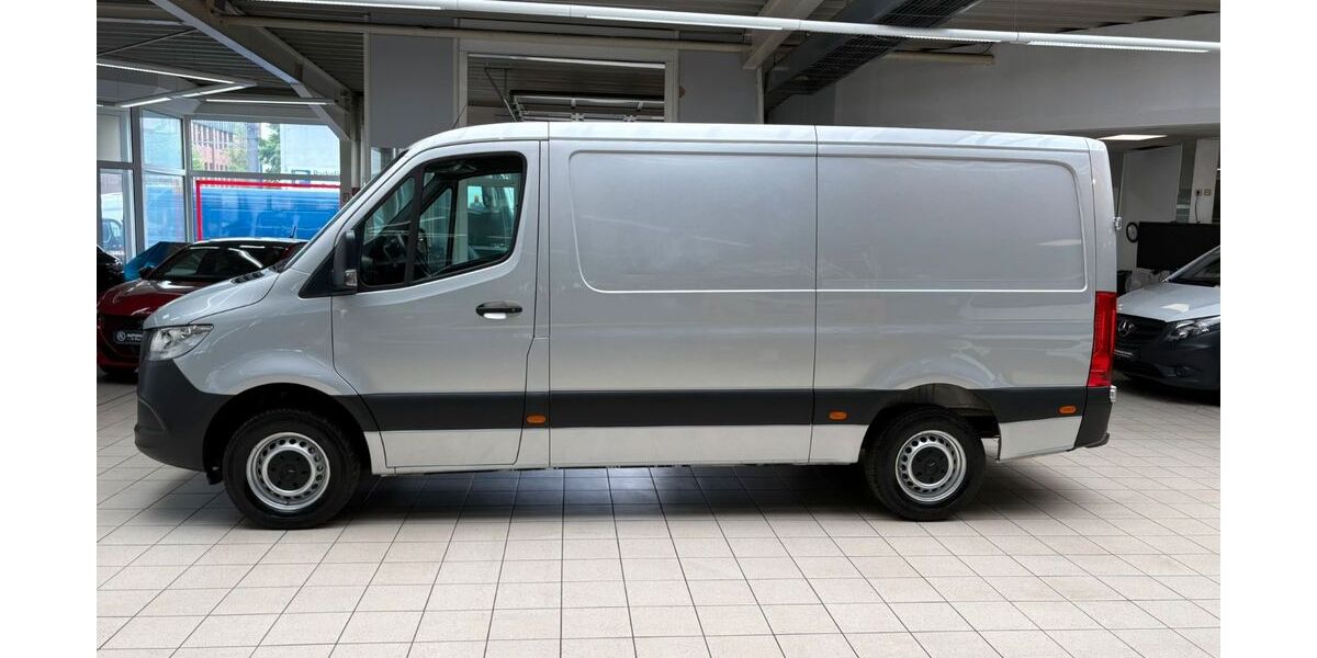 Mercedes-Benz Sprinter 215.000 km 17.900 &euro; Dortmund 44339