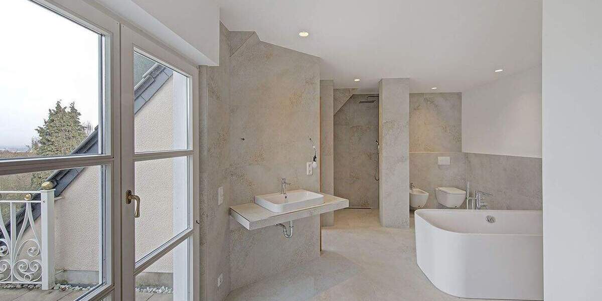 Etagenwohnung Herdecke - 4 Zimmer, 175 m&sup2;, 3.000&euro; | Angebot:25685362