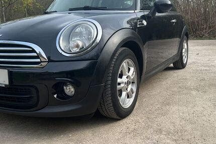 Mini ONE 139.840 km 4.500 &euro; Essen 45136