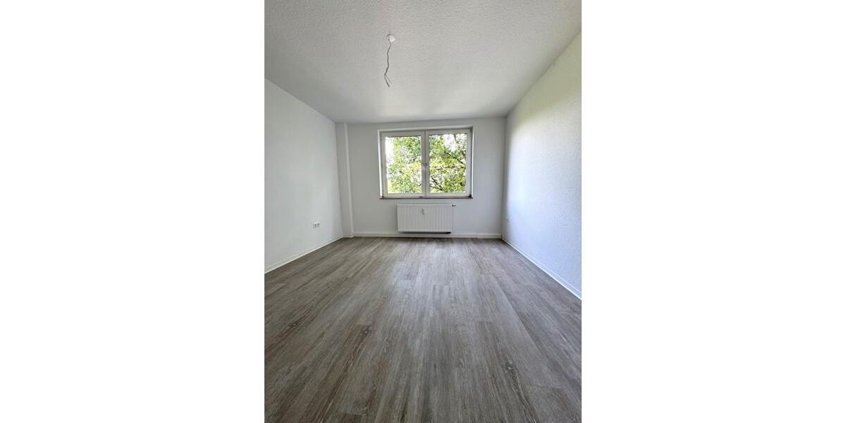 Etagenwohnung Wuppertal Gemarkung Langerfeld - 4 Zimmer, 97 m&sup2;, 825&euro; | Angebot:25974824