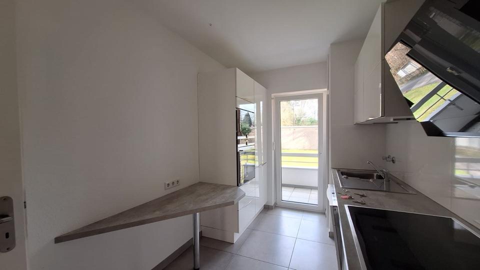 Etagenwohnung Mülheim an der Ruhr Broich - 2 Zimmer, 76 m&sup2;, 950&euro; | Angebot:25803679