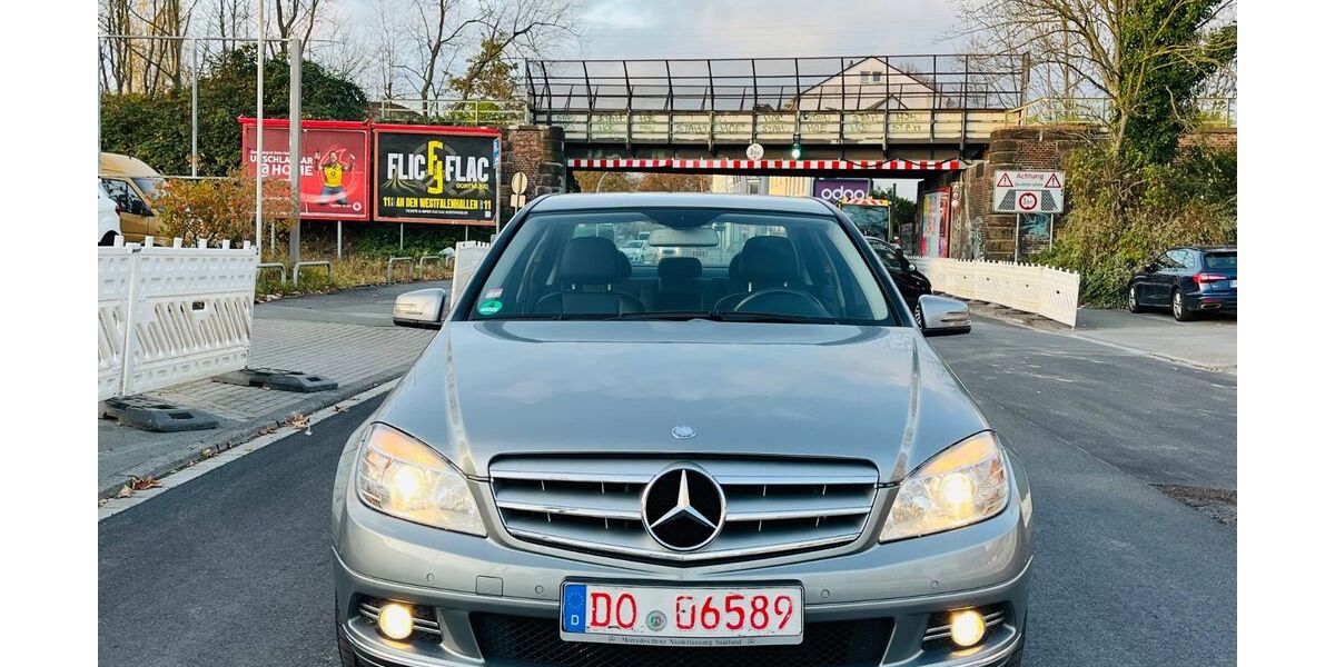 Mercedes-Benz C 250 114.000 km 7.999 &euro; Dortmund 44147