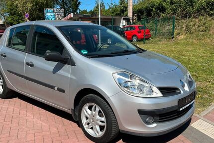 Renault Clio 70.000 km 3.590 &euro; Recklinghausen 45657