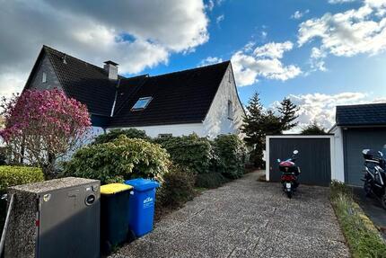 Haus Essen Stadtbezirk VIII - 4 Zimmer, 130 m&sup2;, 250.000&euro; | Angebot:26137131