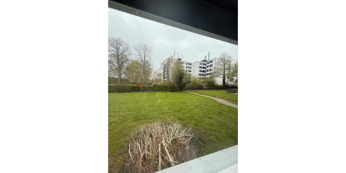 Erdgeschoßwohnung Essen Stadtbezirk VI - 3.5 Zimmer, 80 m&sup2;, 219.000&euro; | Angebot:26004959