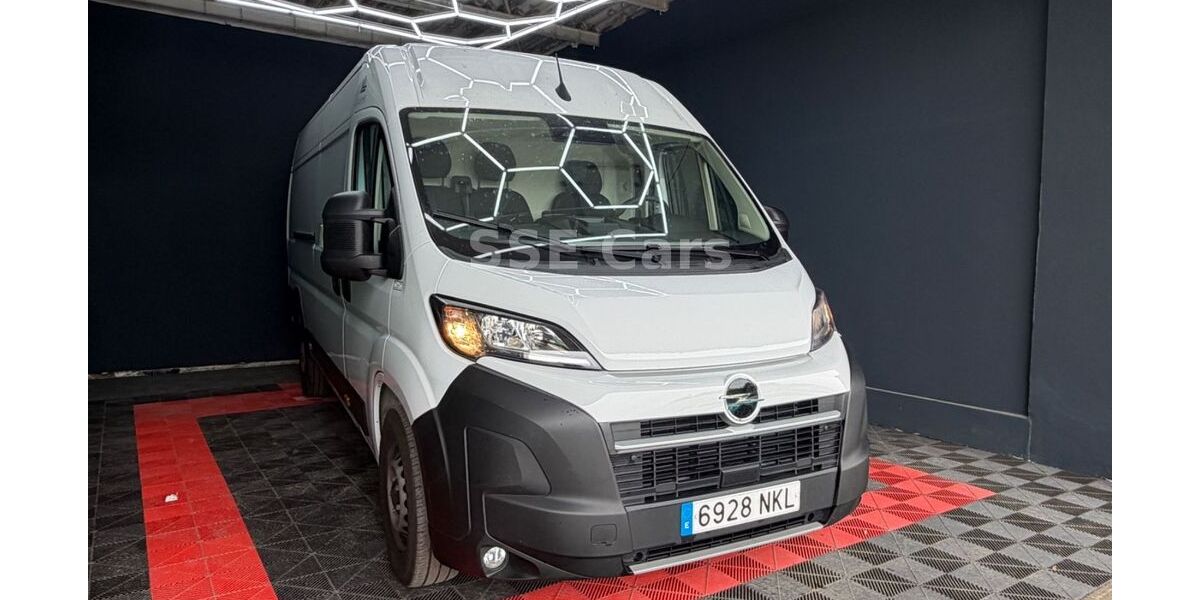 Opel Movano 24.000 km 25.999 &euro; Bochum 44795